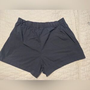 Old navy shorts. Size xl, elastic waist.